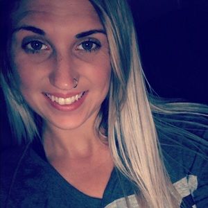 Meet your Posher, Molly